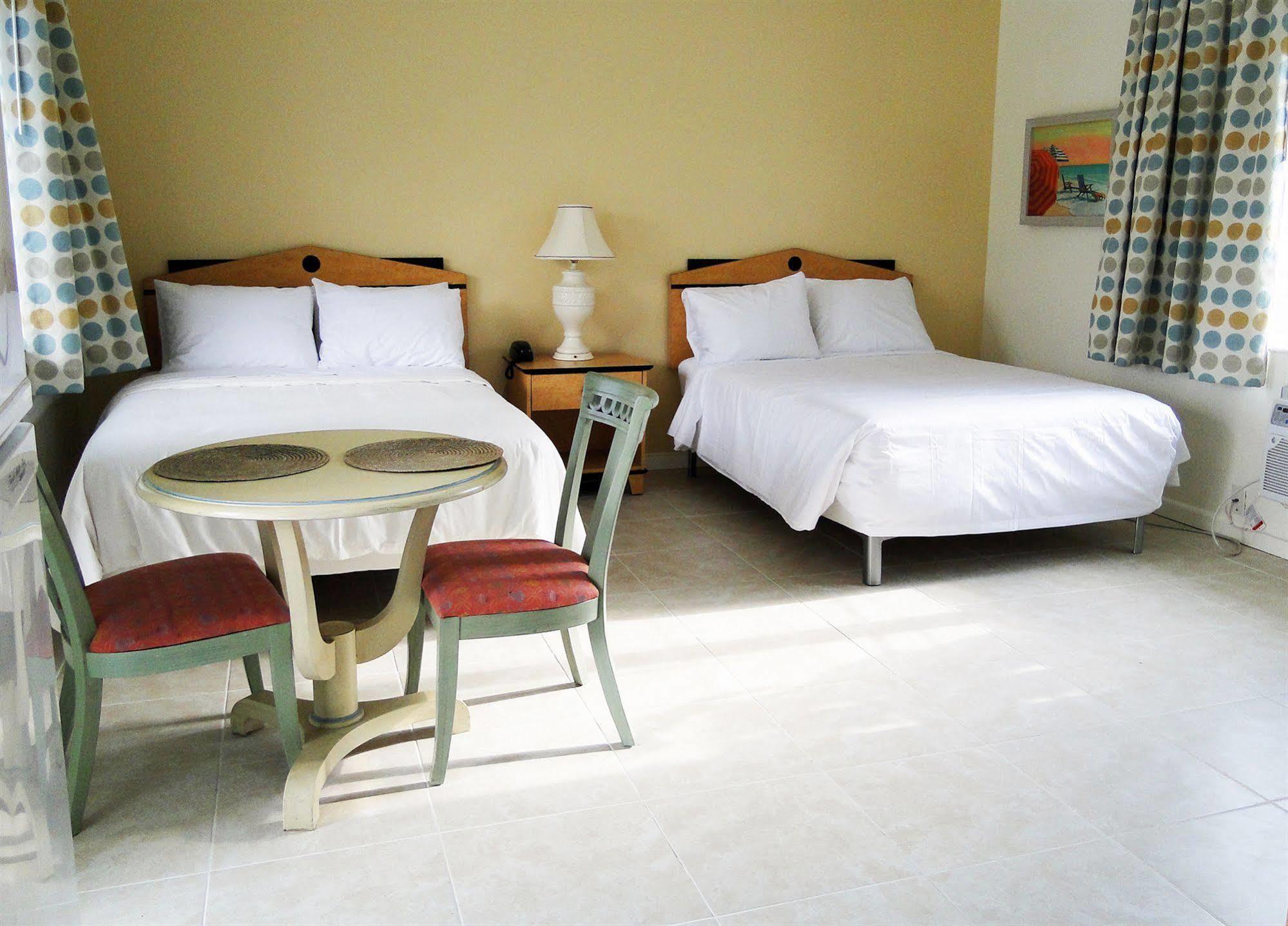 Great Escape Inn Lauderdale-by-the-Sea Exterior photo